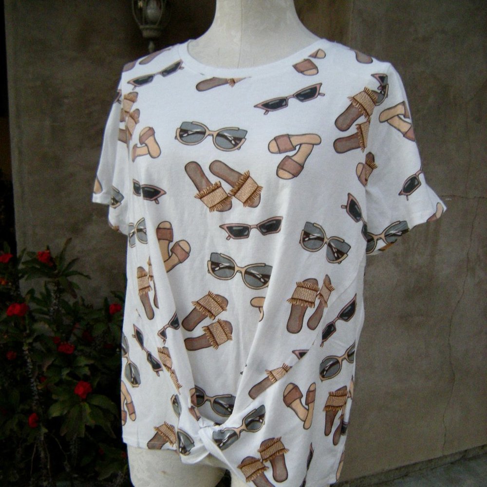 Mesh & Lace XL Resort Wear Gathered Tee Shirt Top - Sunglasses & Sandals Print
